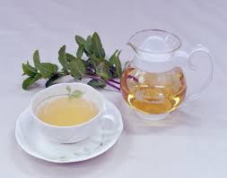 秋の夜長にそっと寄り添う　ハーブティー