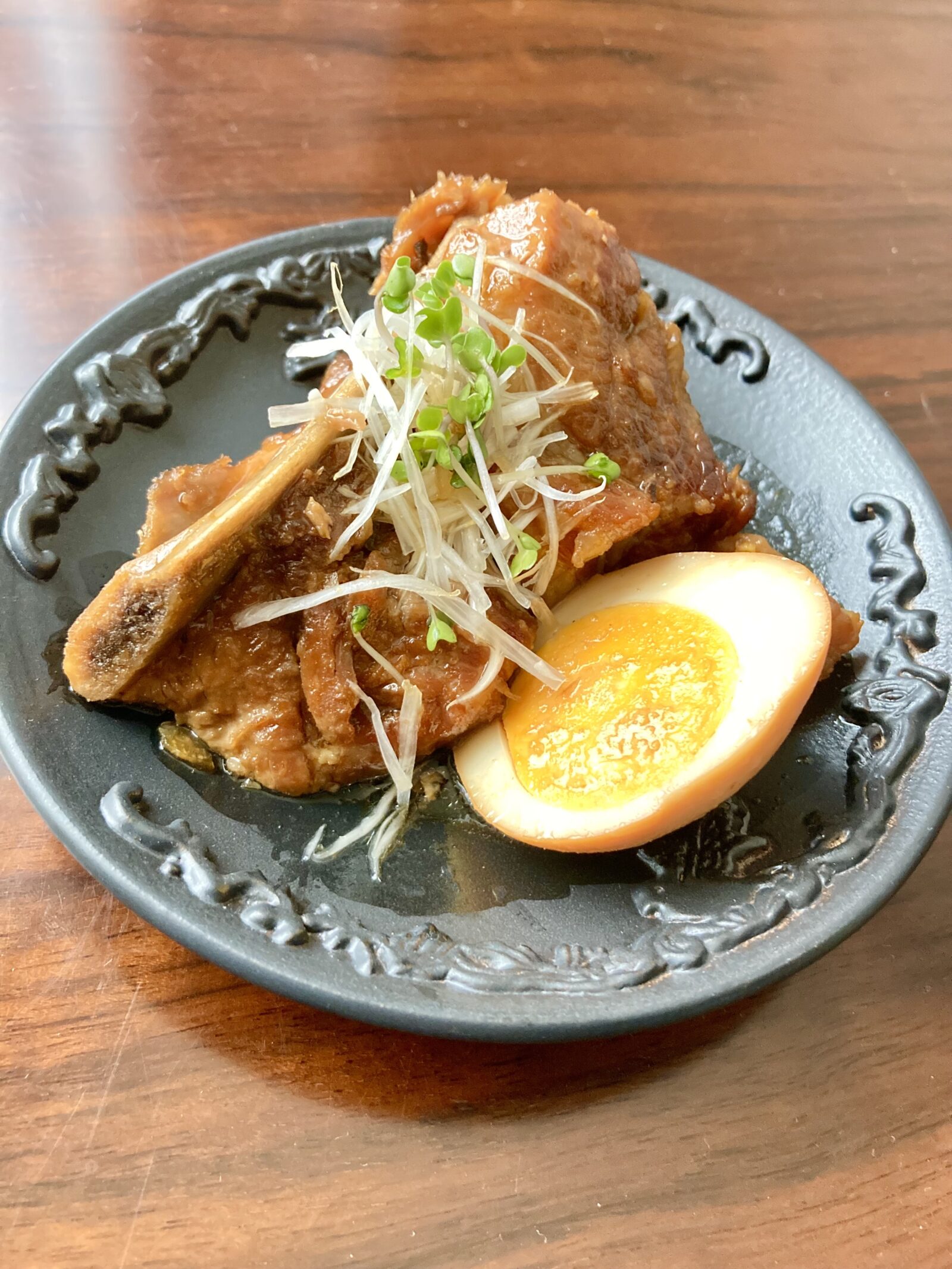 館ヶ森高原豚 スペアリブについて