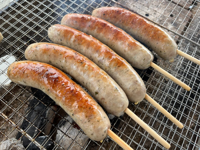 今しか食べられない「BBQソーセージ・バジル」